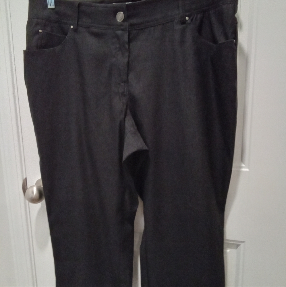 89th & Madison Plus Sz 16 Black Stretch Denim Straight Leg Cuffed Jeans